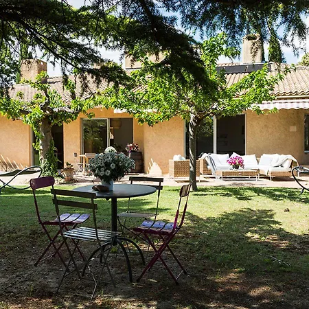 Villa Au Coeur des Vignes en Provence à Châteauneuf-de-Gadagne Extérieur photo